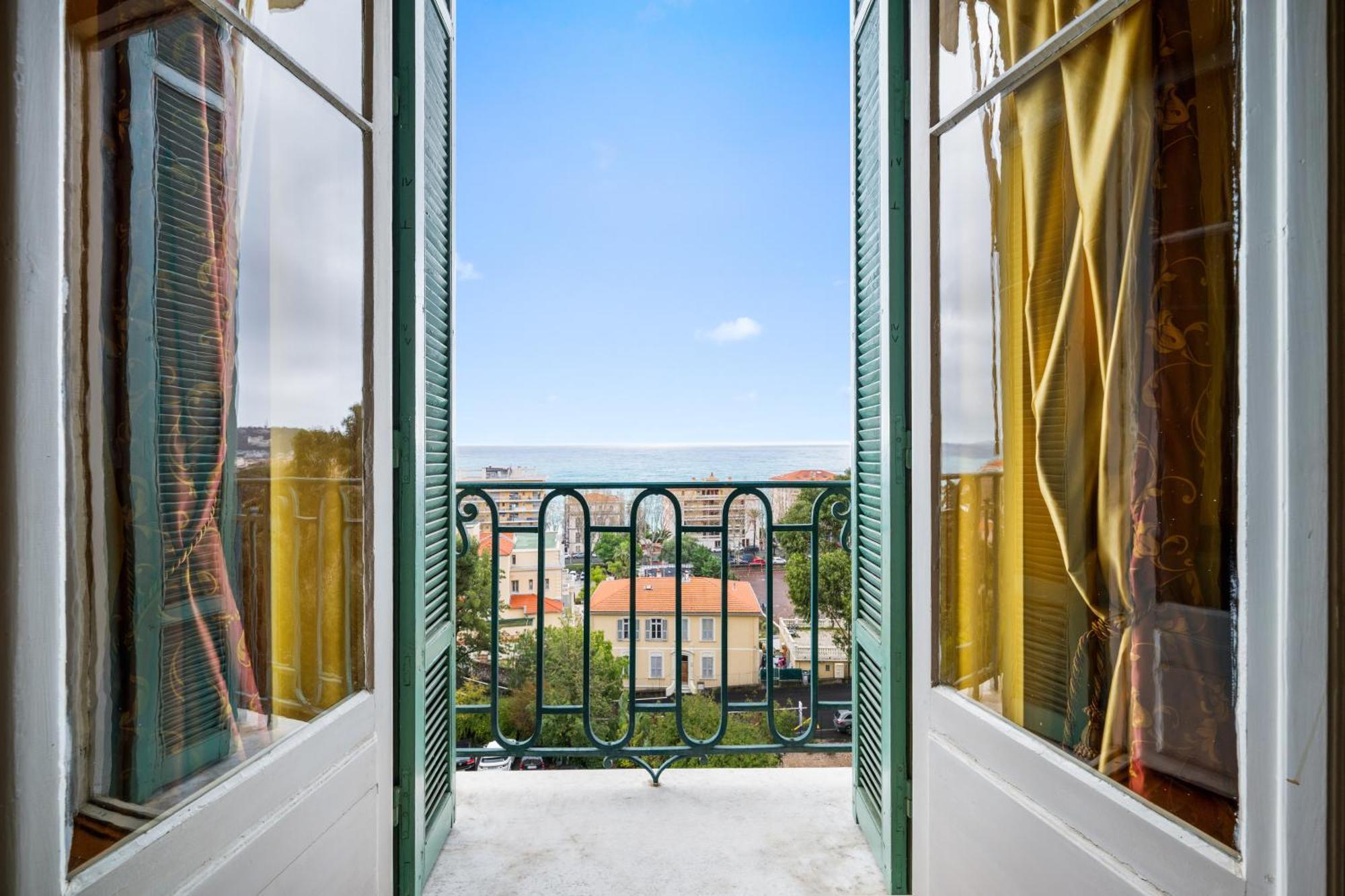Le Coq Tersling - Residential Parking - Ac - Sea View Apartment Menton Bagian luar foto