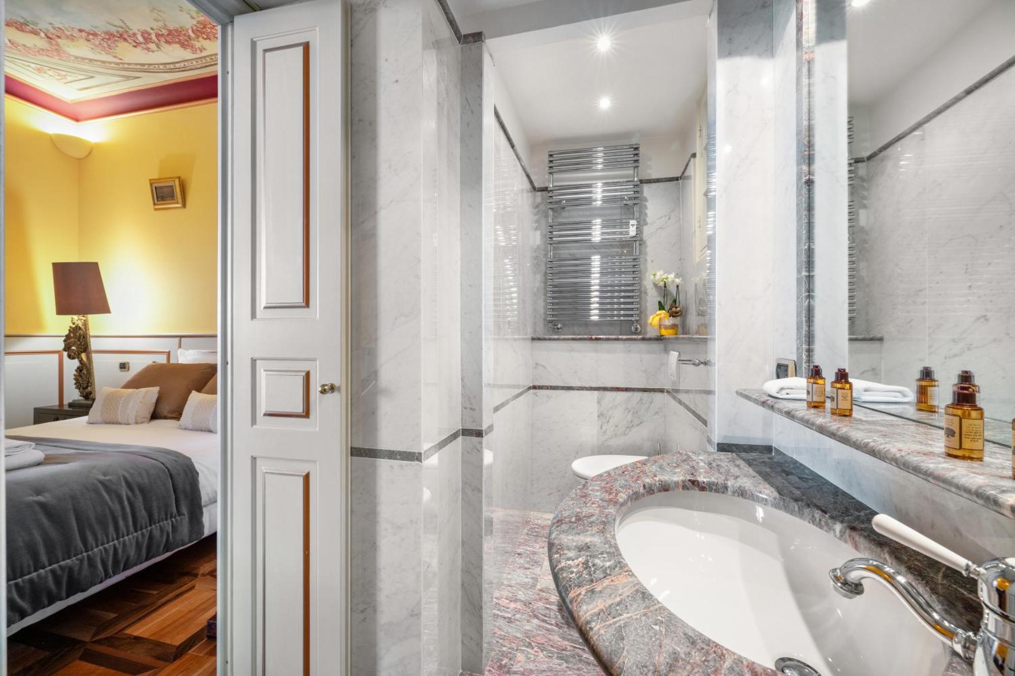 Le Coq Tersling - Residential Parking - Ac - Sea View Apartment Menton Bagian luar foto